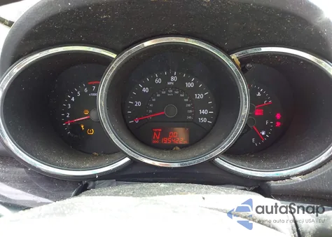 2013 Kia Sorento Lx z USA, uszkodzony, nr VIN 5XYKT3A14DG393820